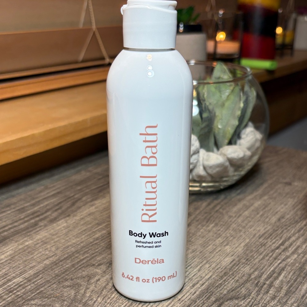 🌹5 for $25🌹 Derela Ritual Bath Body Wash Made in Spain